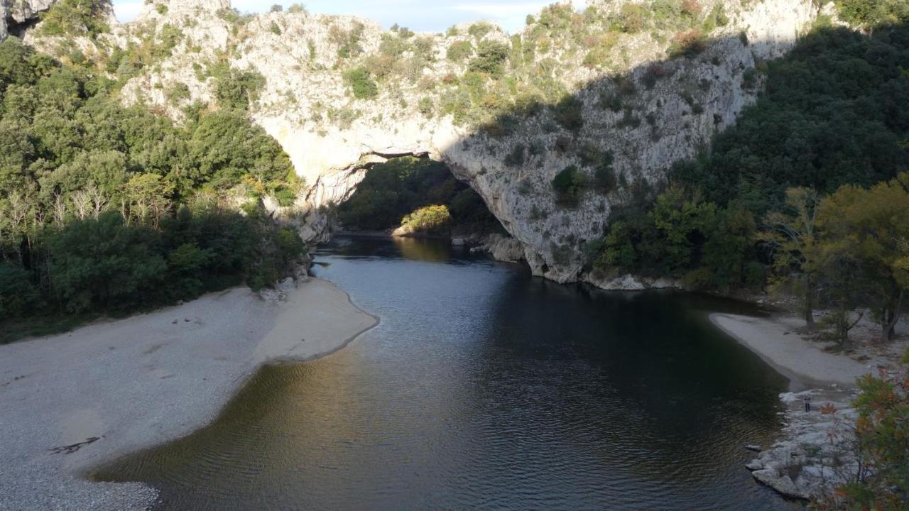 Gites Du Combeau Saint-Maurice-dʼIbie Exterior foto
